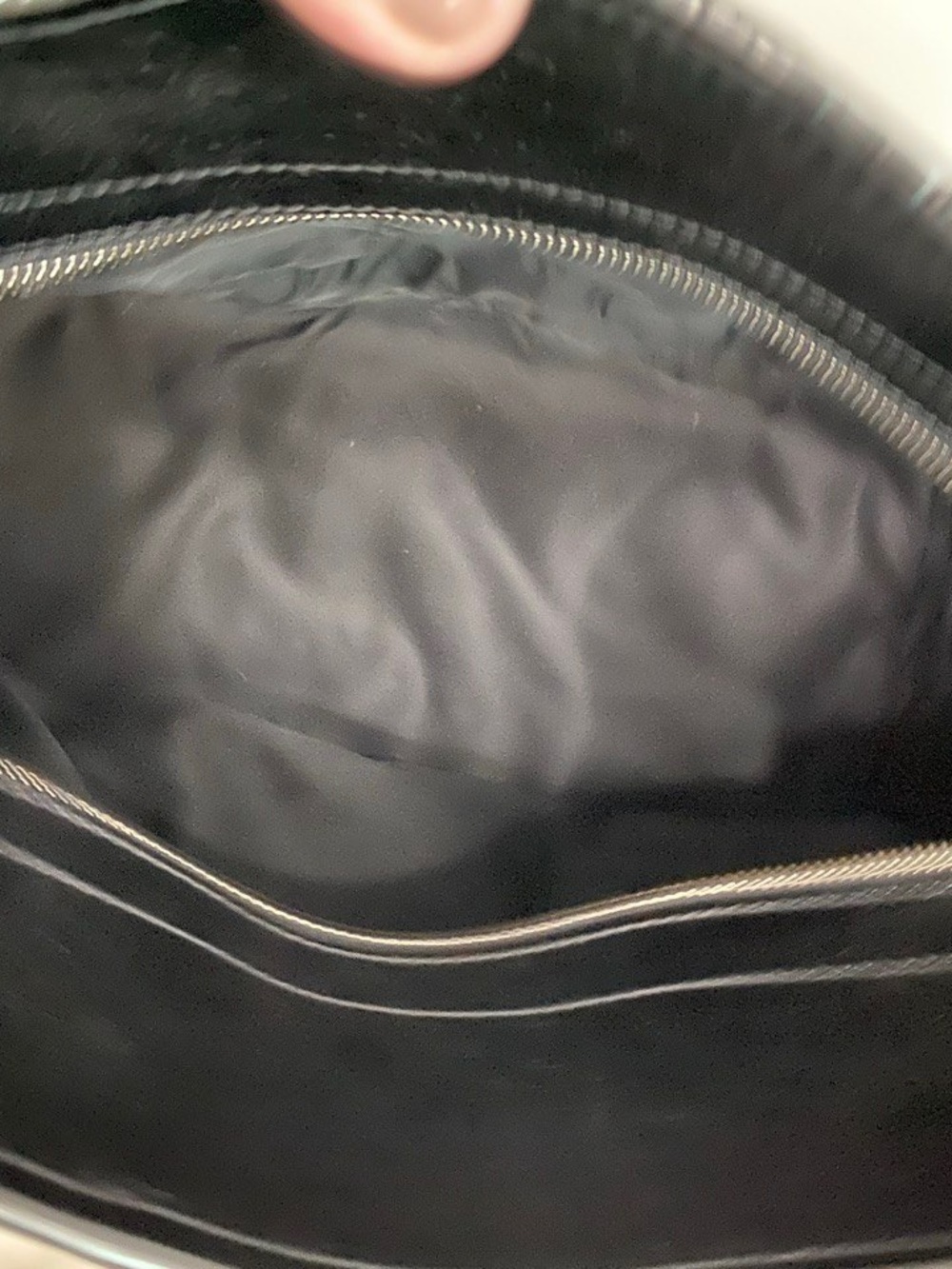 Burberry Beat Check Patent Tote • Made in Italy - Picture 11 of 15